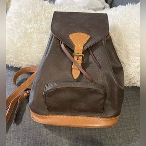 VINTAGE Authentic LOUIS VUITTON Montsouris MM Backpack